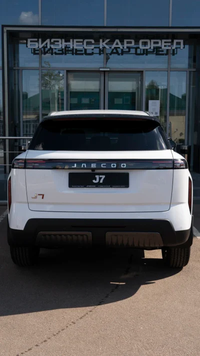 JAECOO J7 — вид сзади